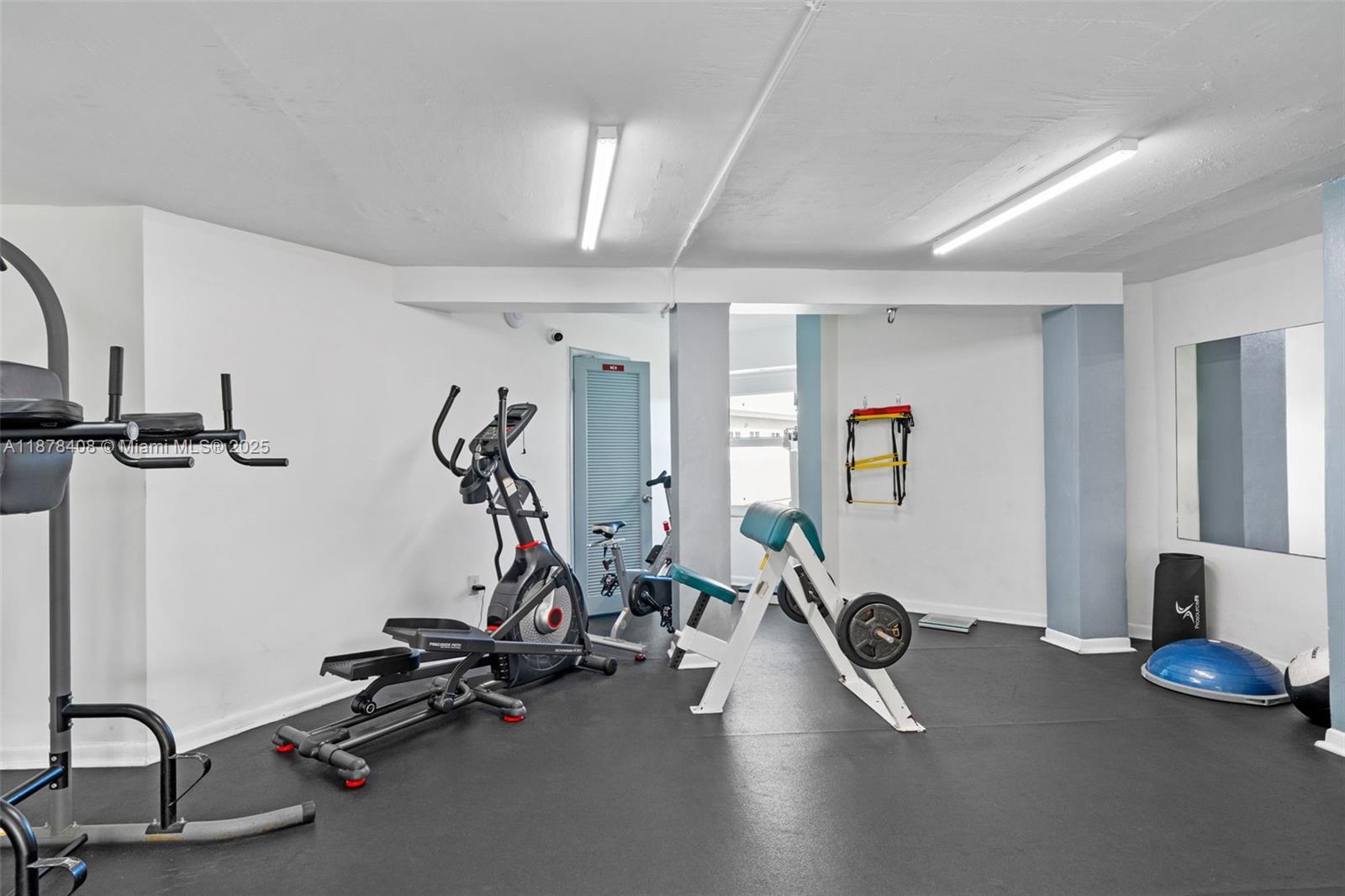 4000 NE 170th St # 602, North Miami Beach Unit: 602