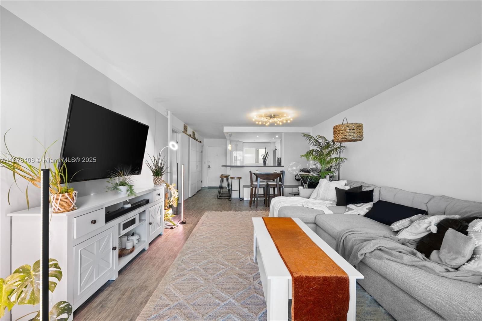 4000 NE 170th St # 602, North Miami Beach Unit: 602