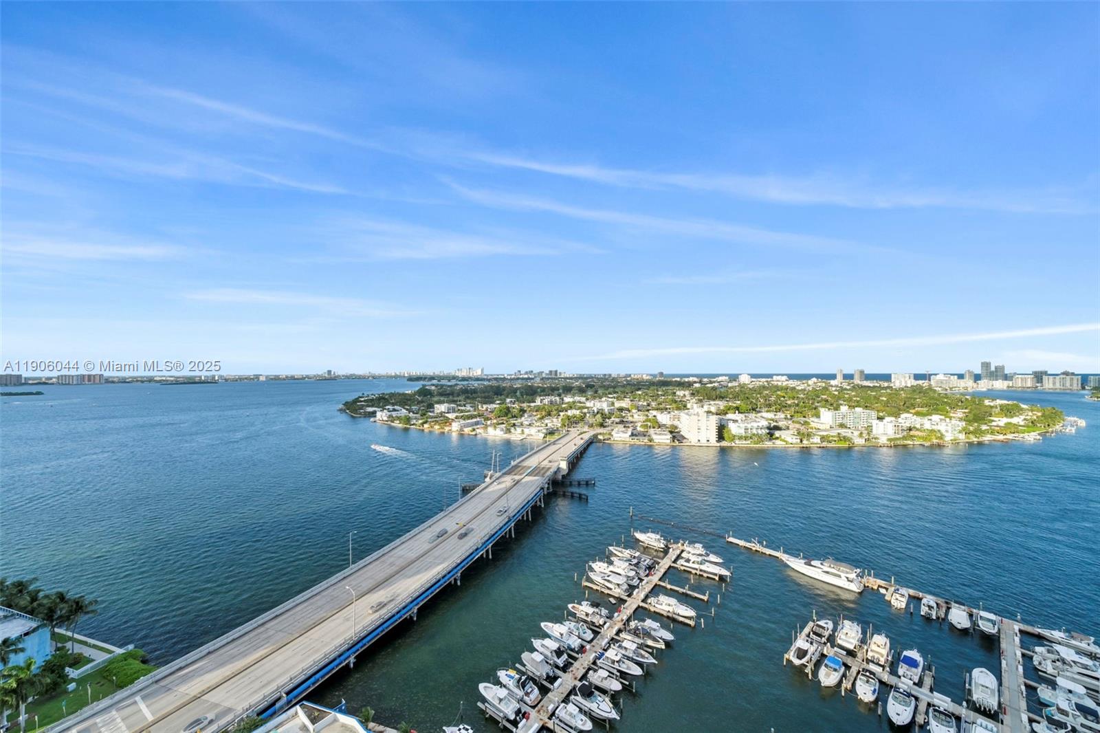 7601 E Treasure Dr Unit: PH216