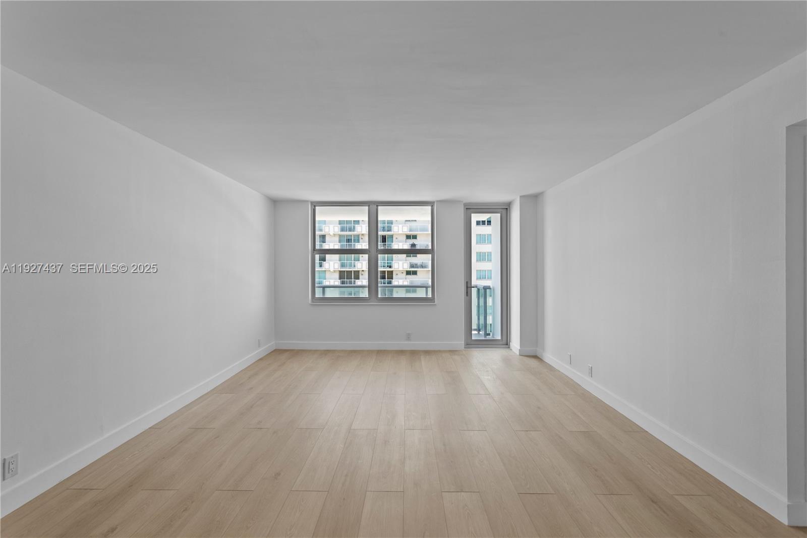 9511 Collins Ave # 806