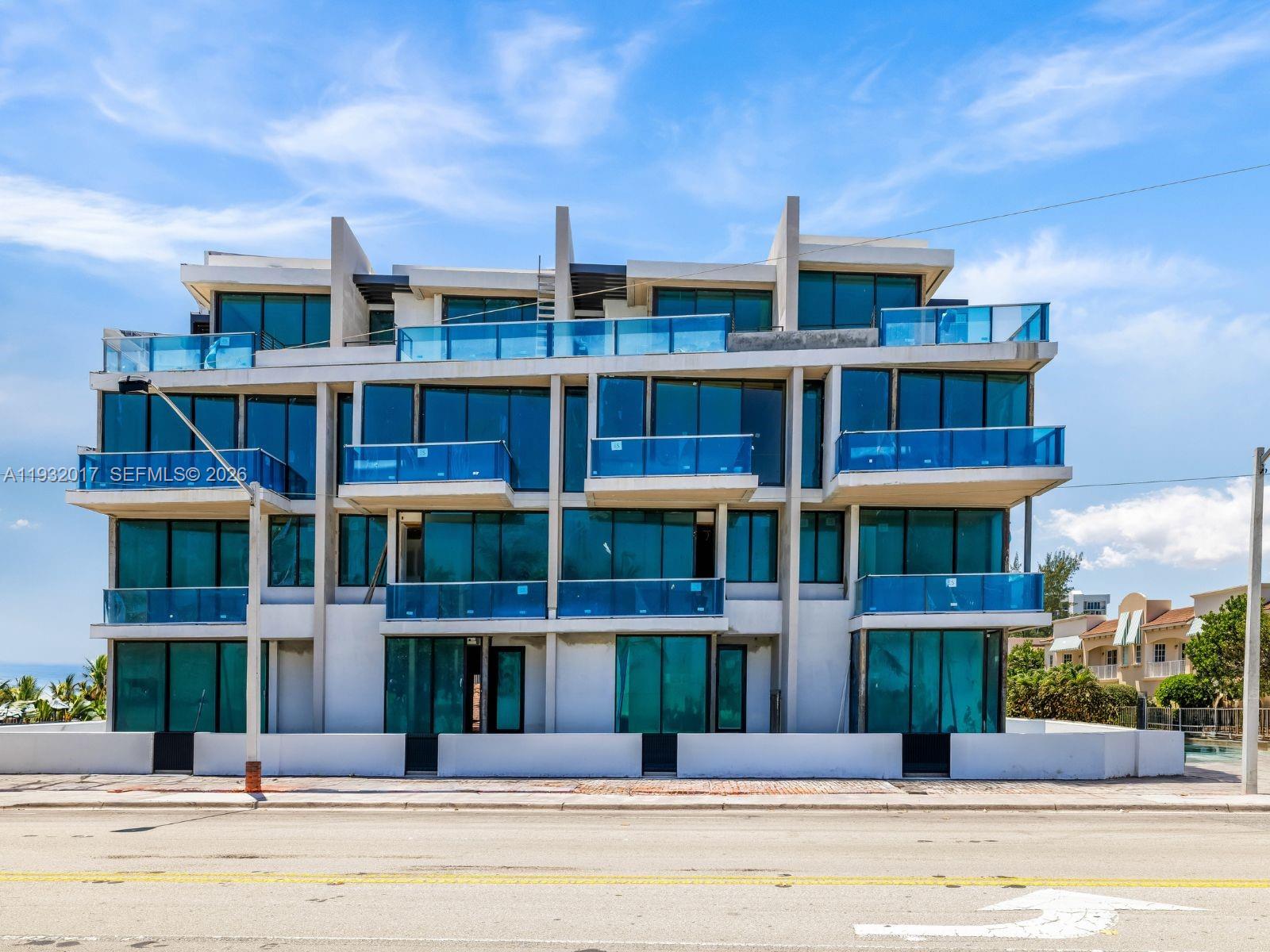 499 N Ocean Blvd # 3