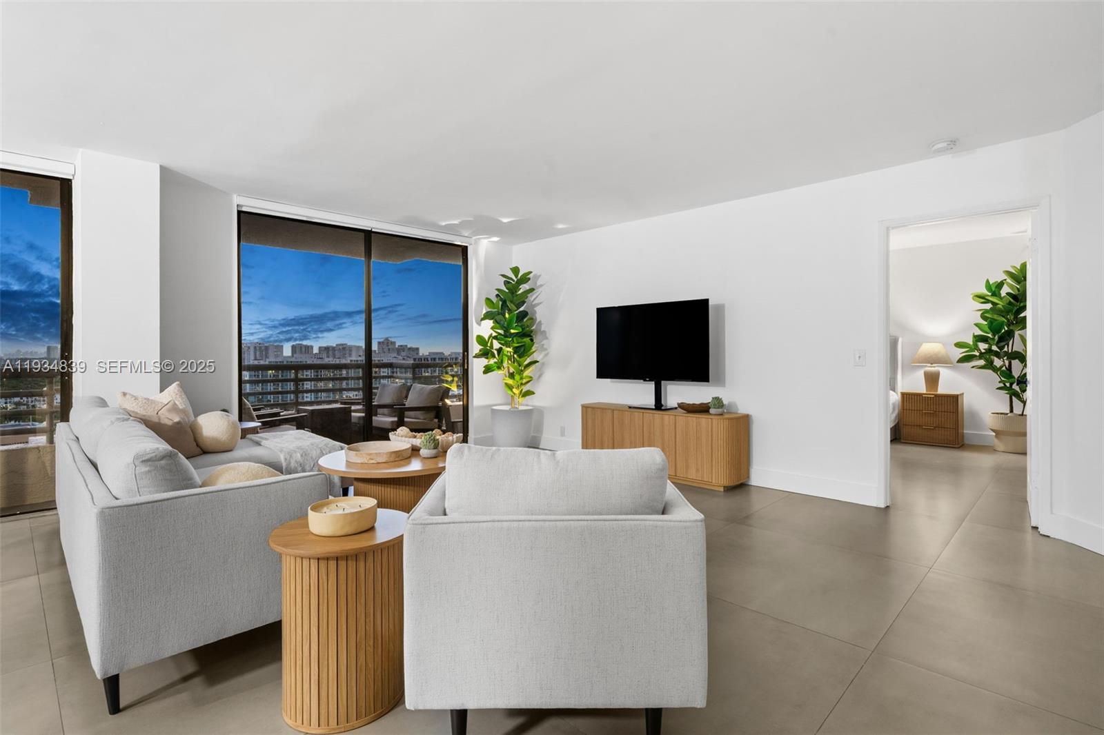 3300 NE 191st St # 1813