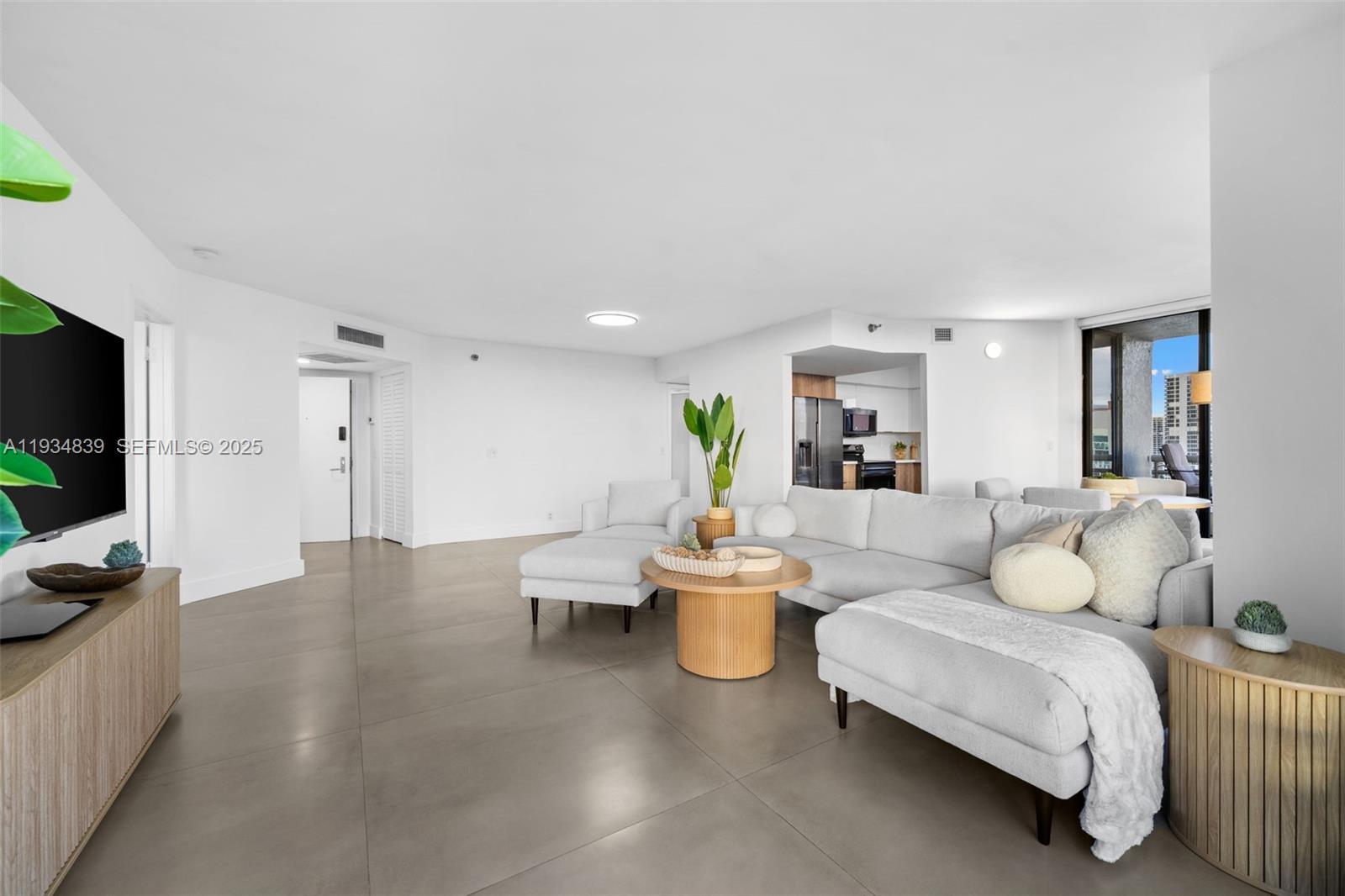 3300 NE 191st St # 1813