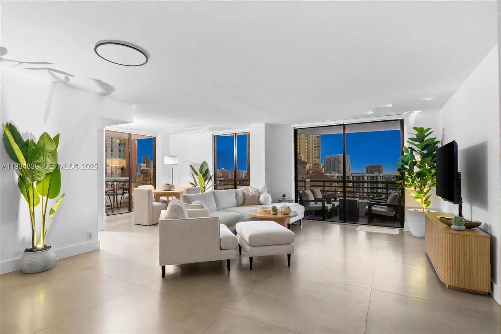 3300 NE 191st St # 1813