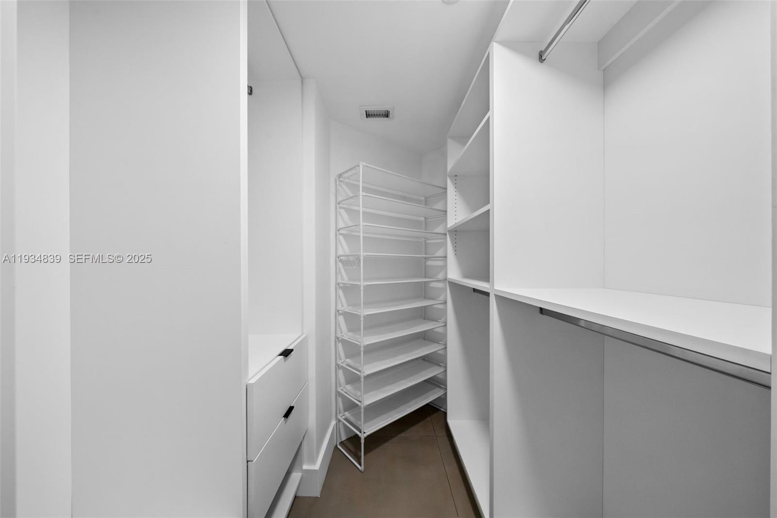 3300 NE 191st St # 1813