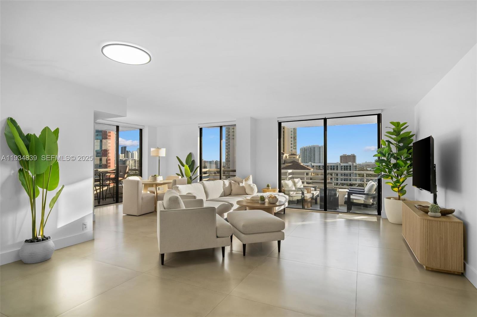 3300 NE 191st St # 1813