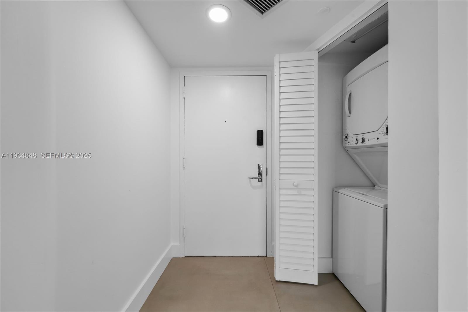 3300 NE 191st St # 1813