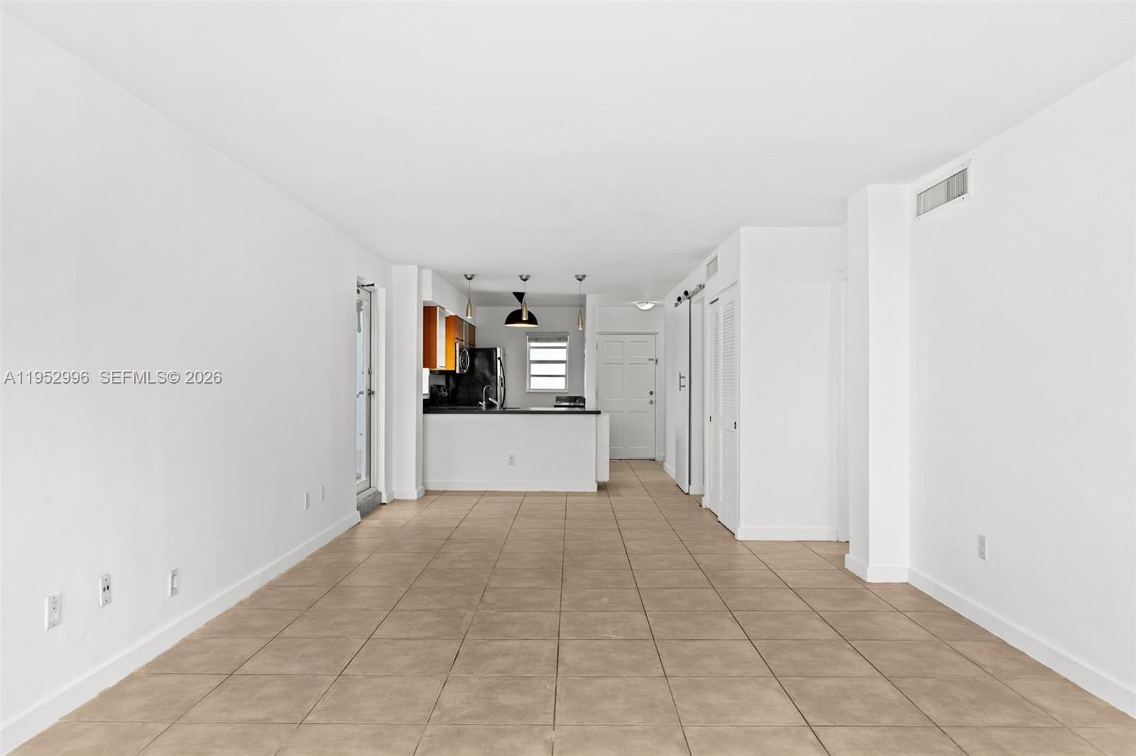 680 NE 64th St Unit: APH6