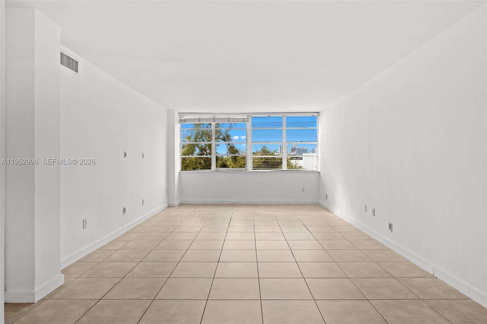 680 NE 64th St Unit: APH6