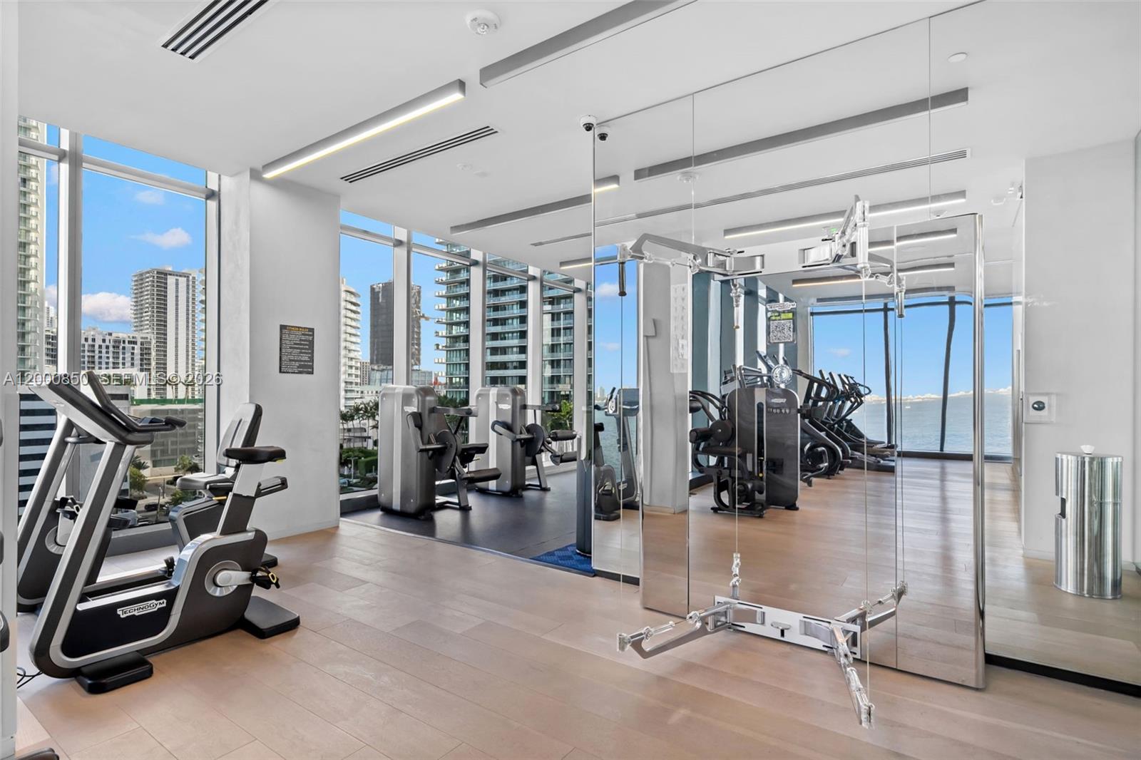 3131 NE 7th Ave # 3306