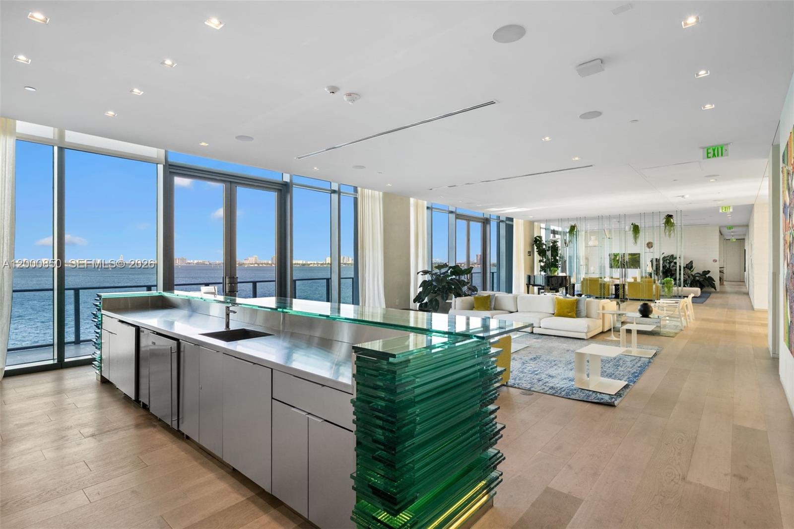 3131 NE 7th Ave # 3306