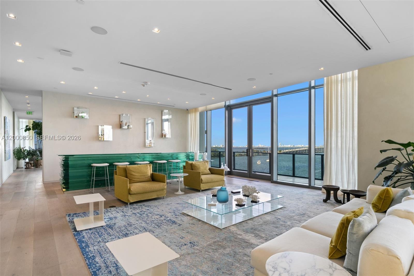 3131 NE 7th Ave # 3306