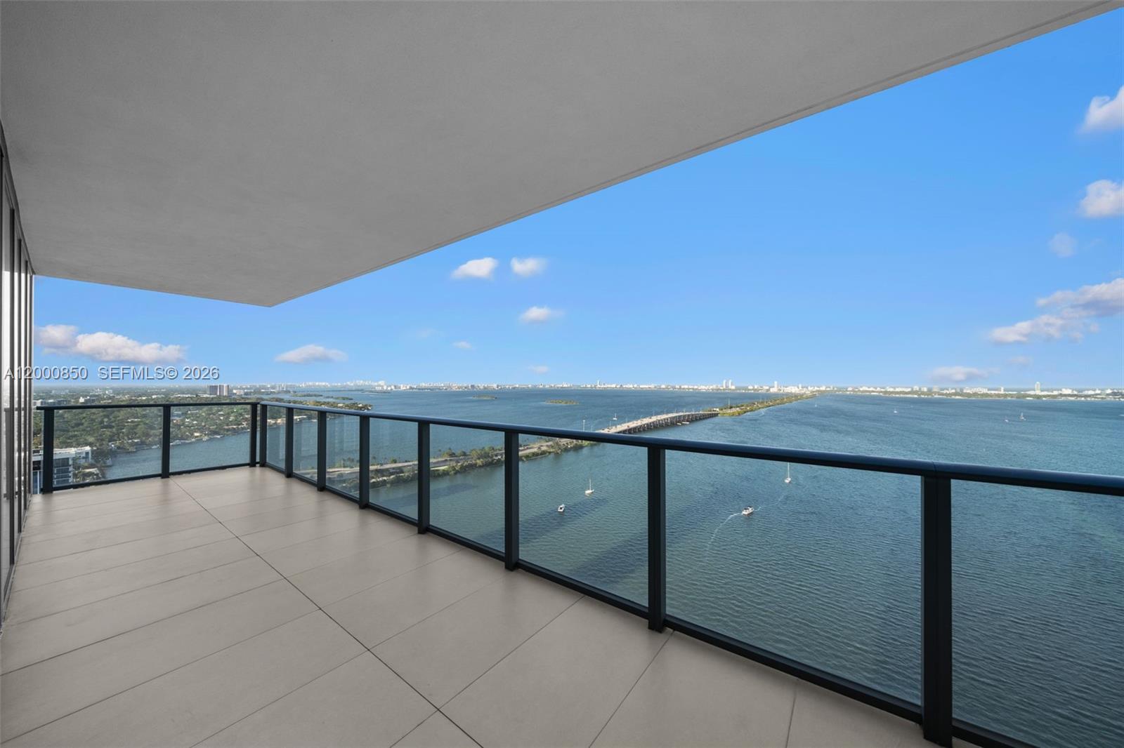 3131 NE 7th Ave # 3306