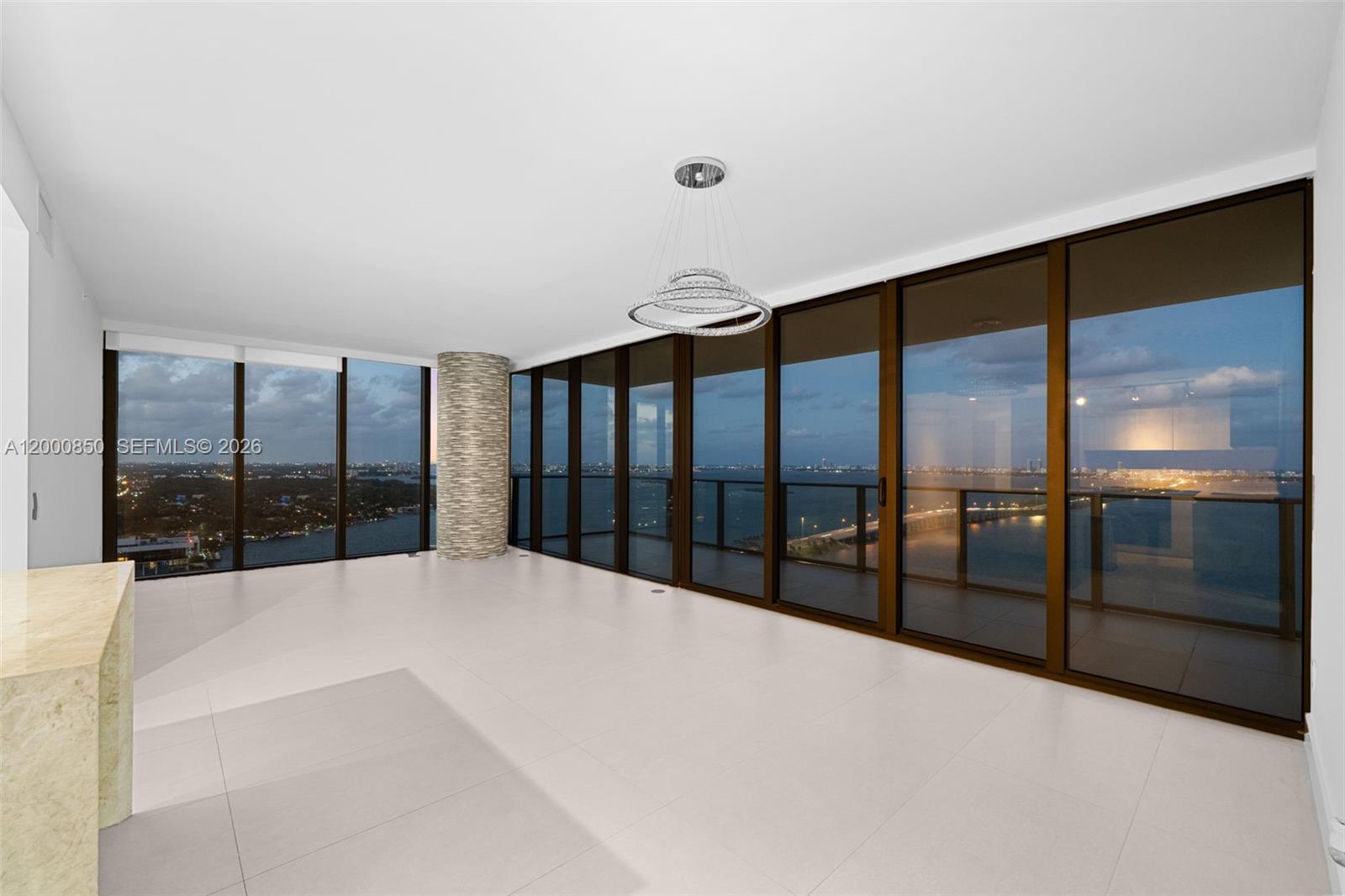 3131 NE 7th Ave # 3306