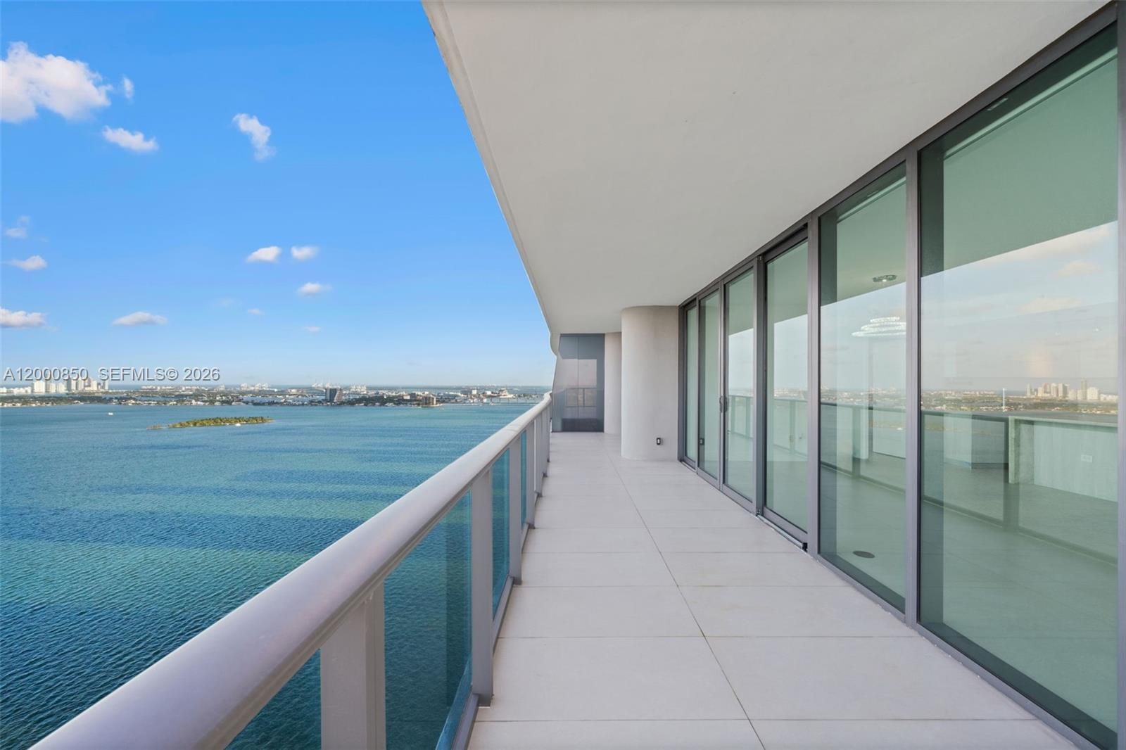 3131 NE 7th Ave # 3306