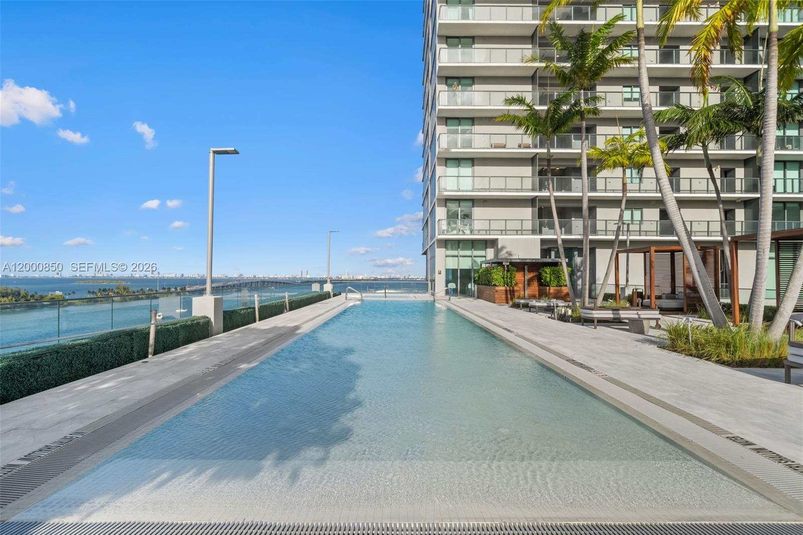 3131 NE 7th Ave # 3306