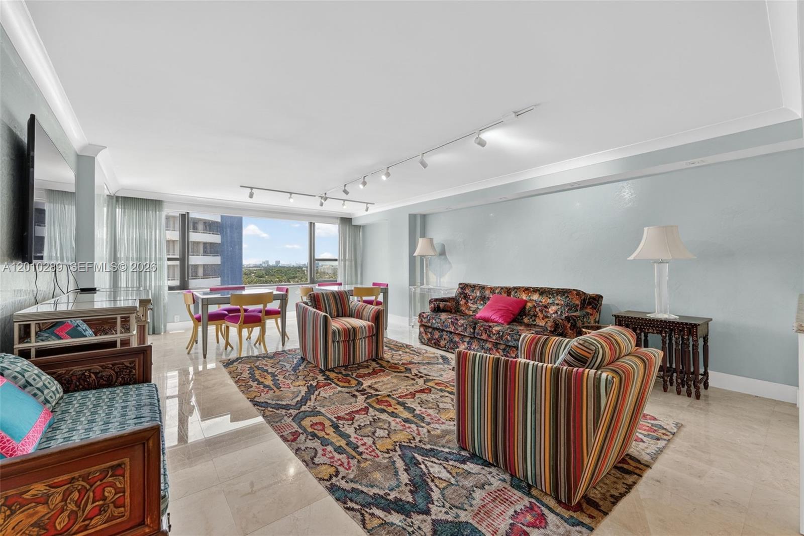 5225 Collins Ave # 1519