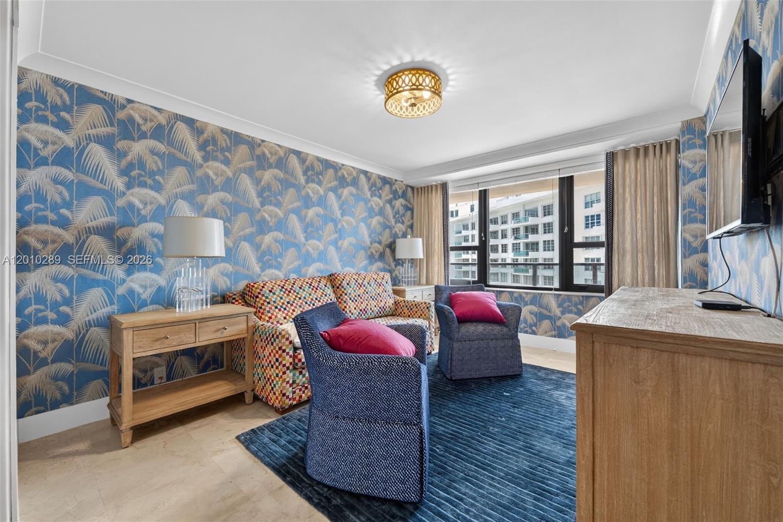 5225 Collins Ave # 1519
