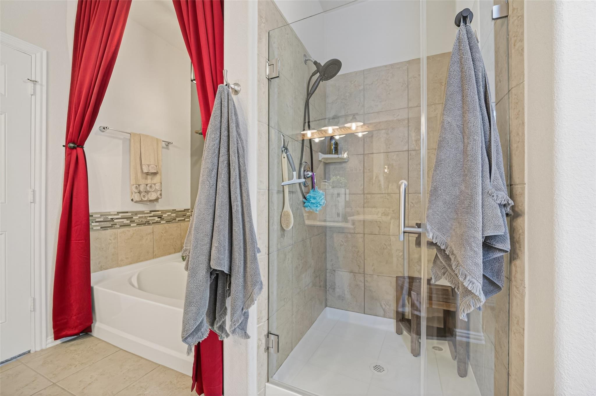 8219 Summer Lake Pass Lane