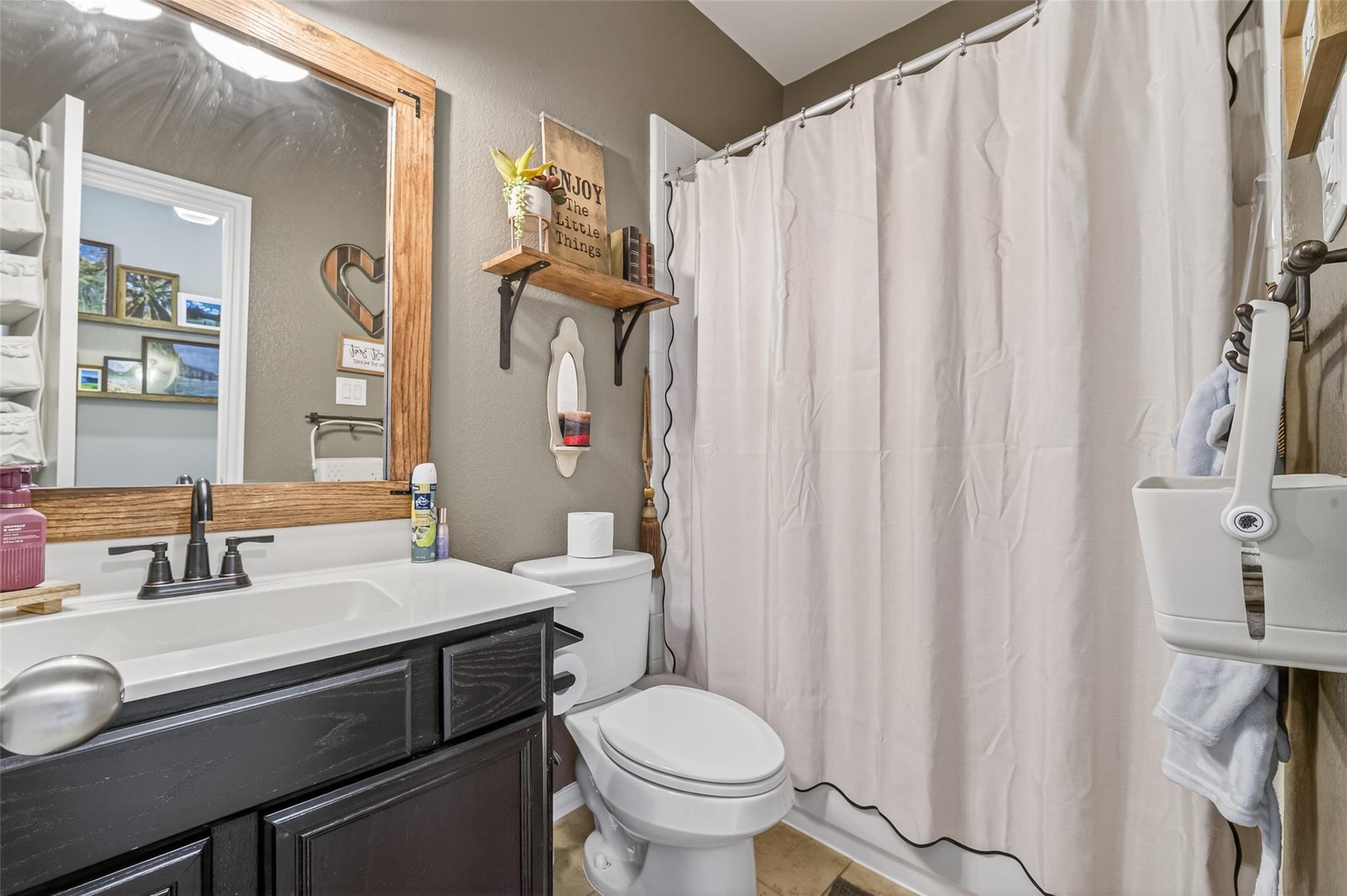 8219 Summer Lake Pass Lane