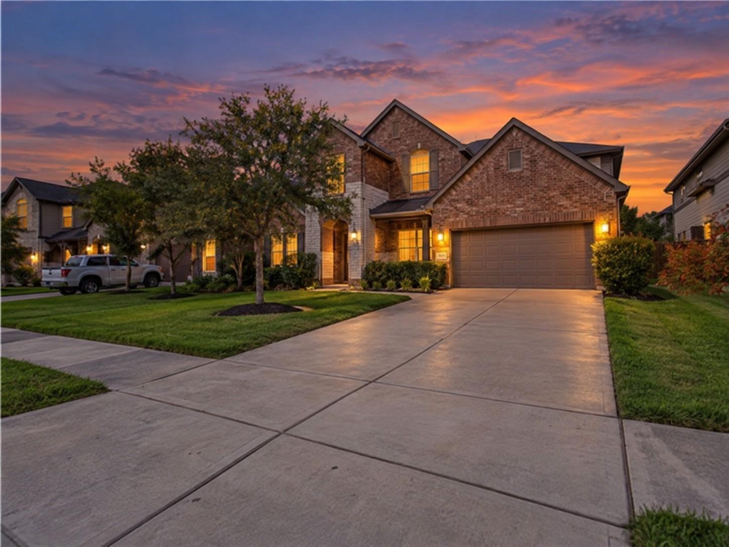 3434 Norwich Gardens Lane