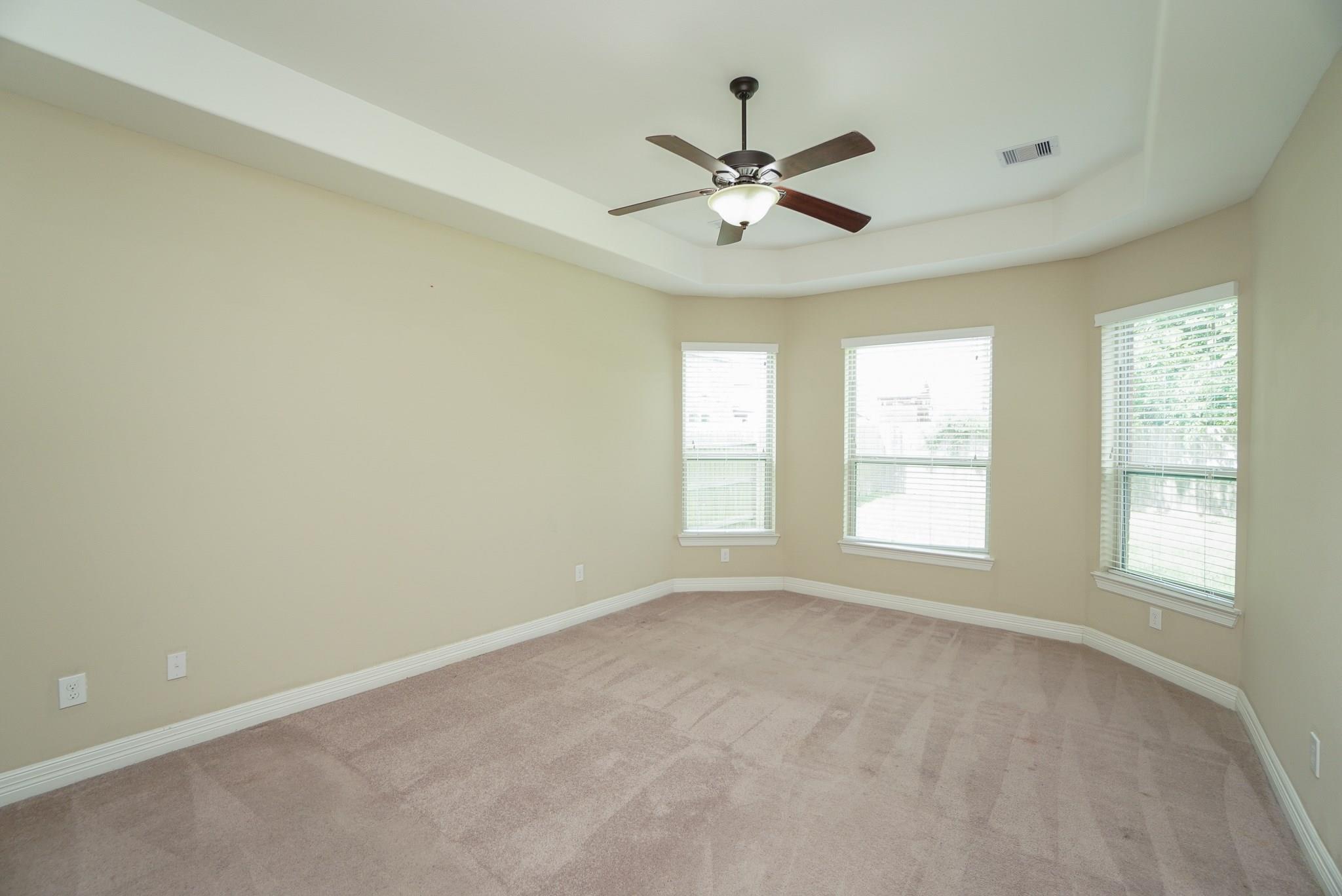 3434 Norwich Gardens Lane