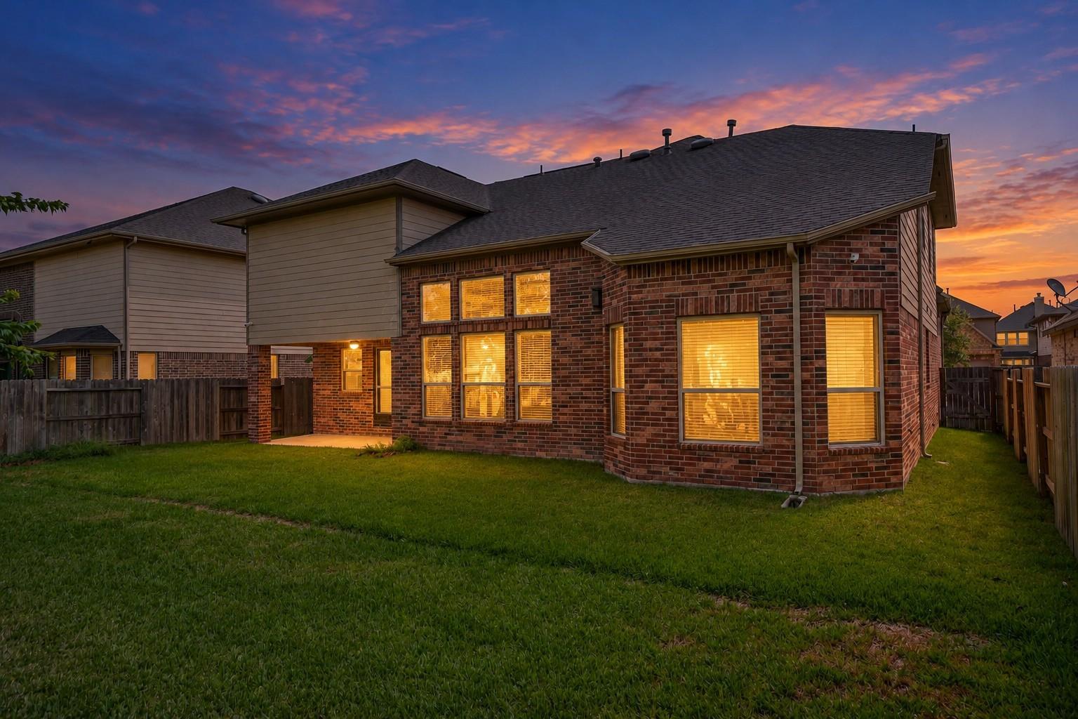3434 Norwich Gardens Lane