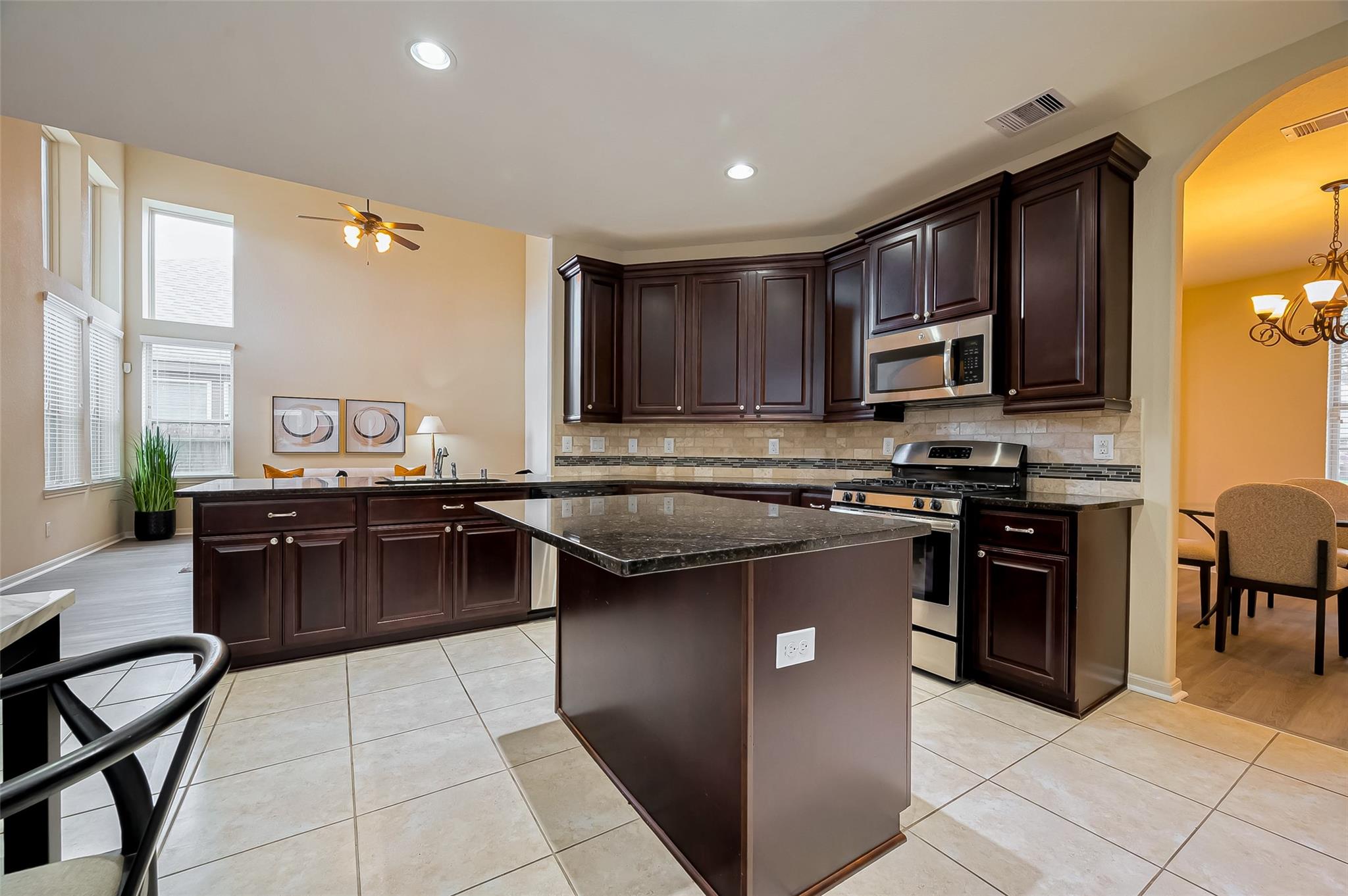 19330 N Cottonwood Green Lane