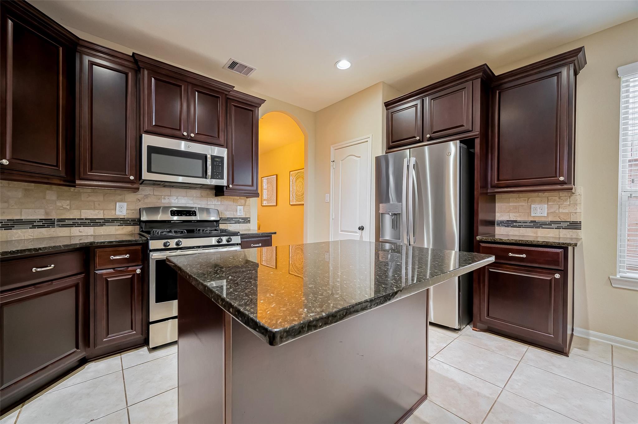 19330 N Cottonwood Green Lane