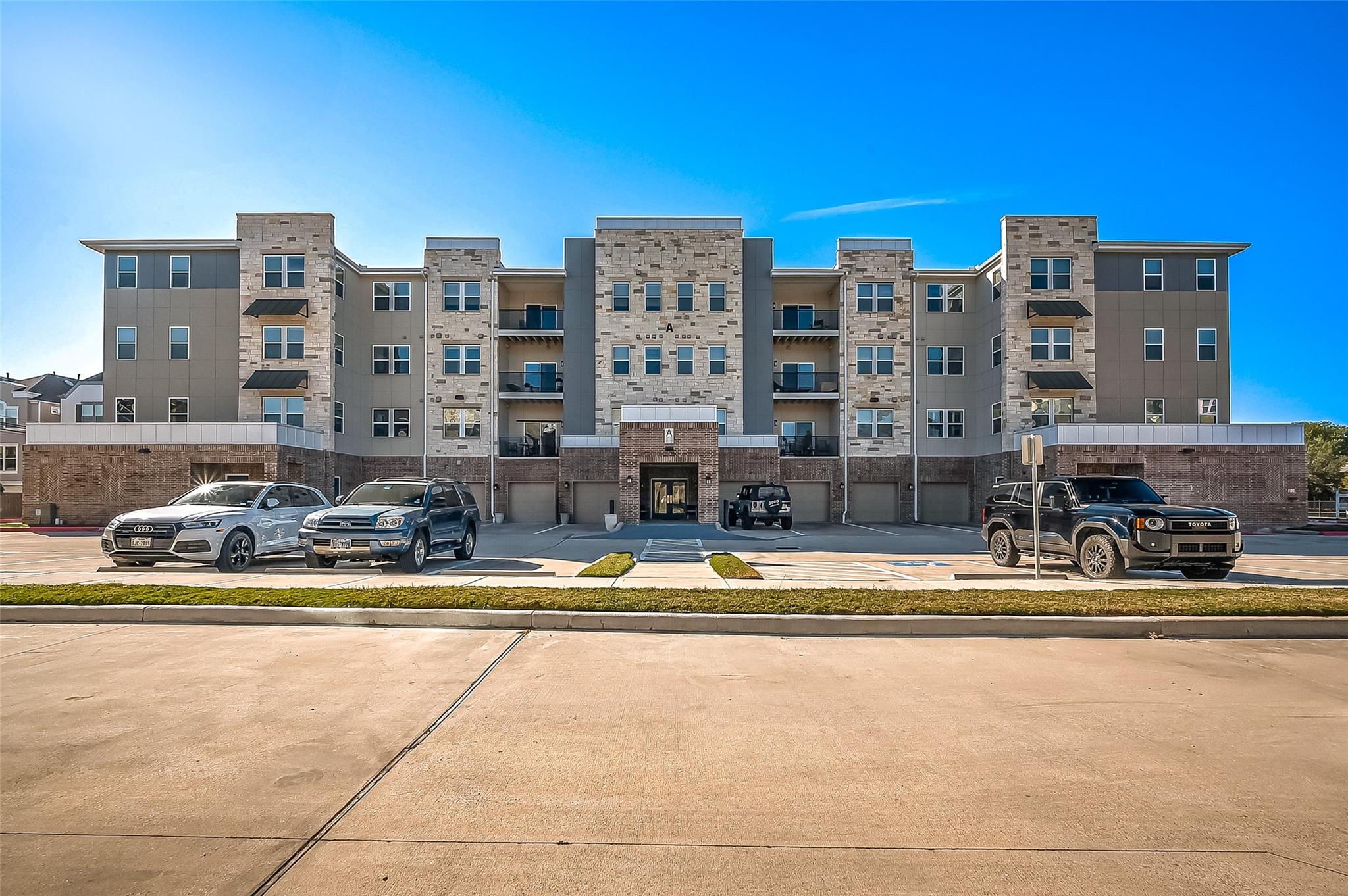 6804 Westview Drive # 1402