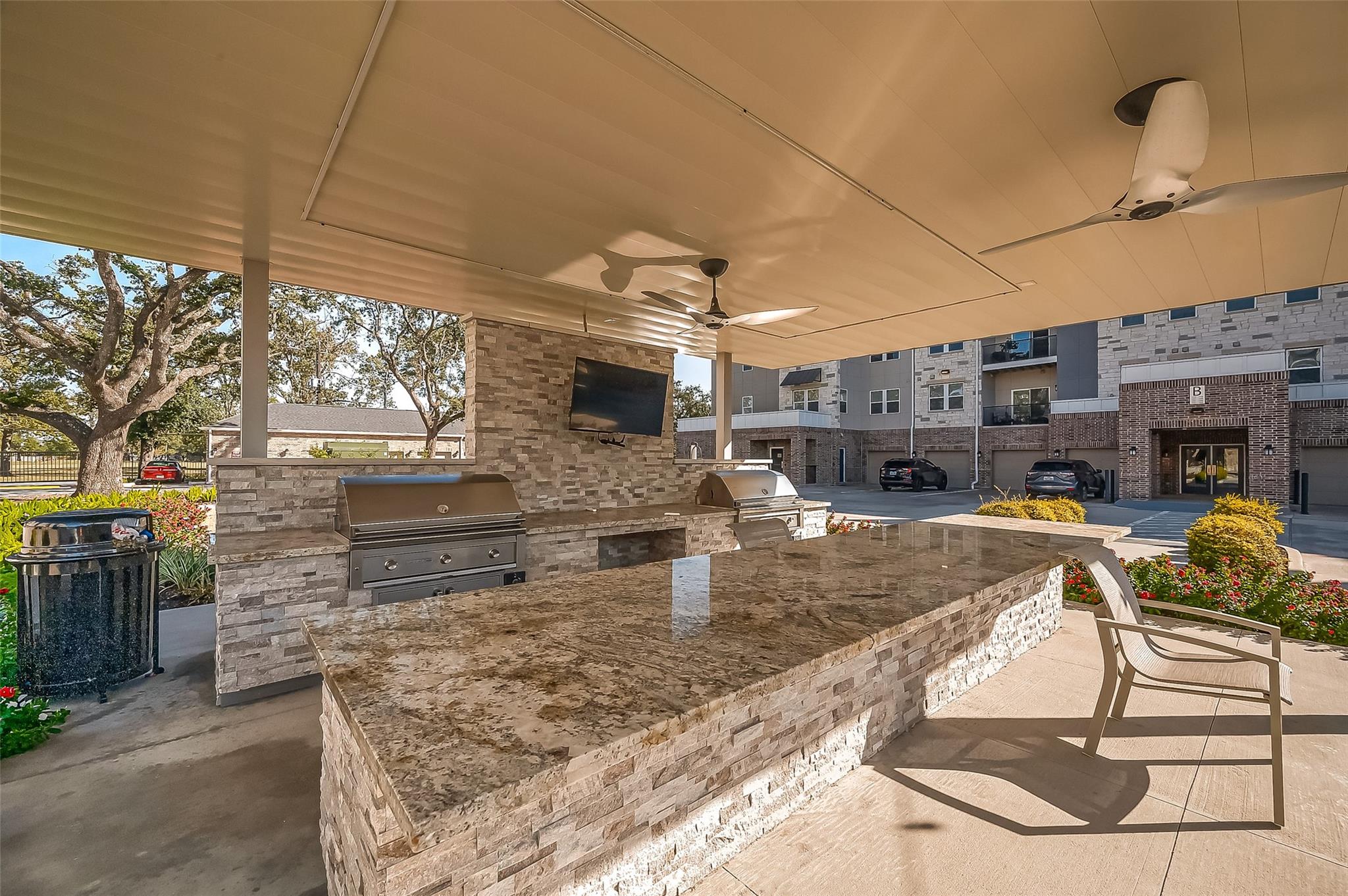 6804 Westview Drive # 1402