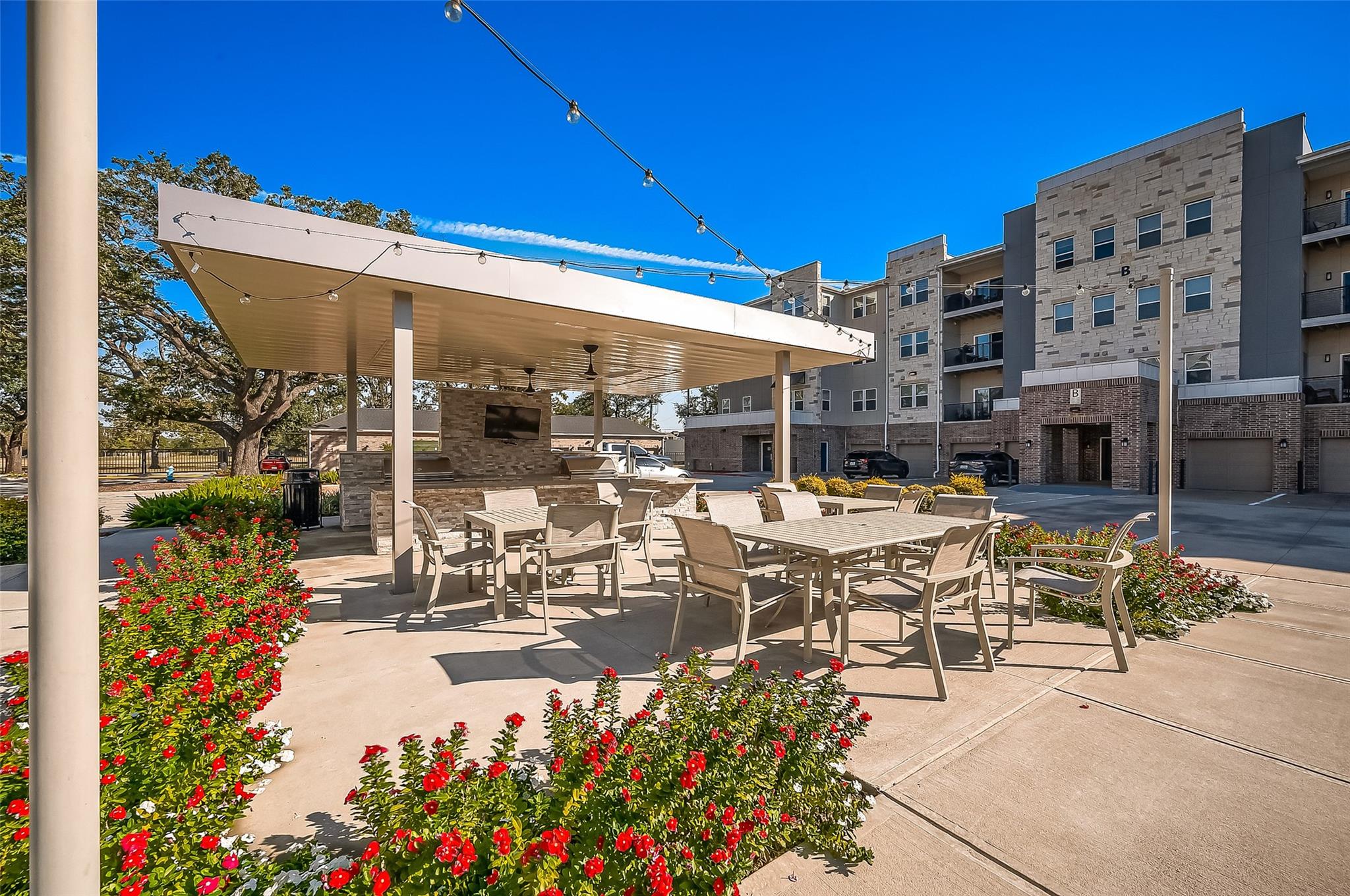 6804 Westview Drive # 1402