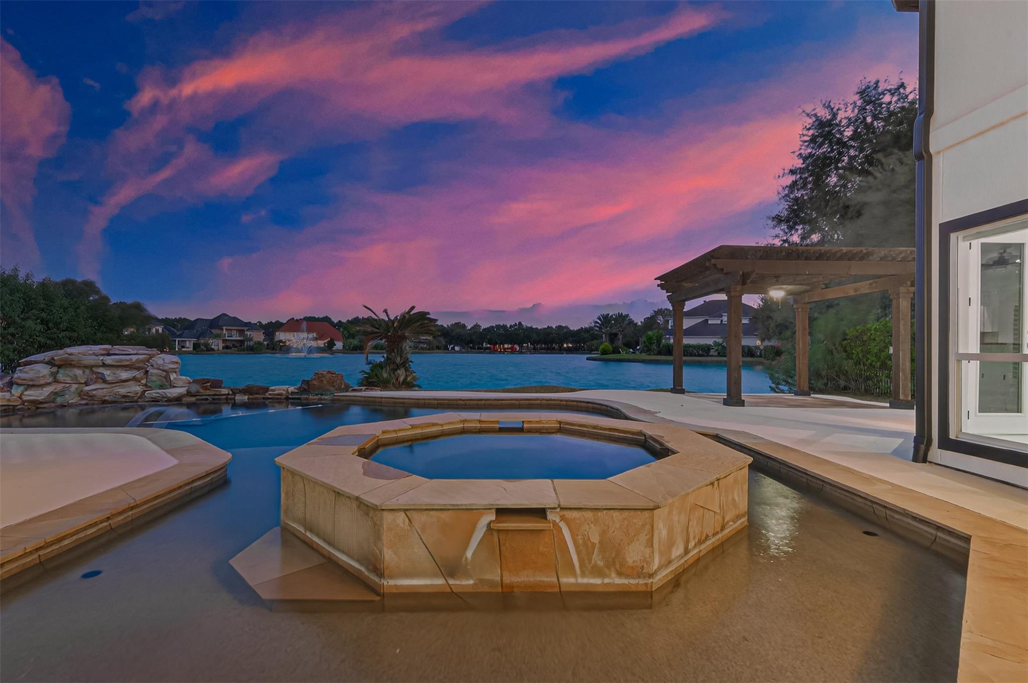 2019 Bendstone Circle