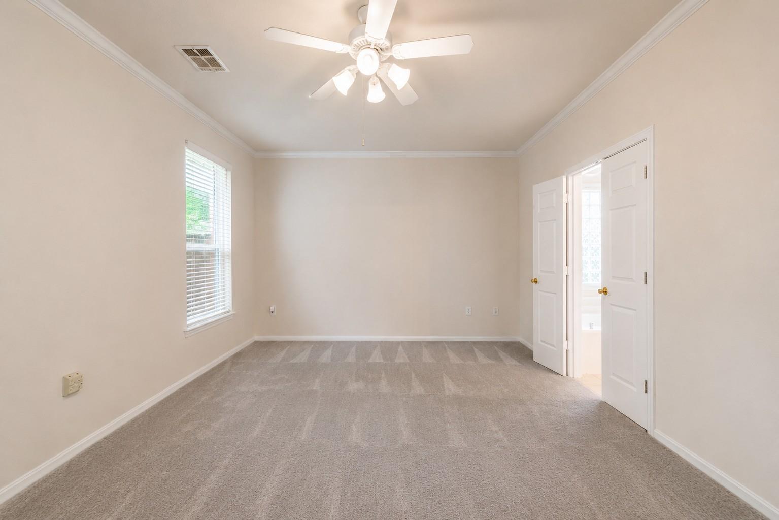 5306 Thorngate Court