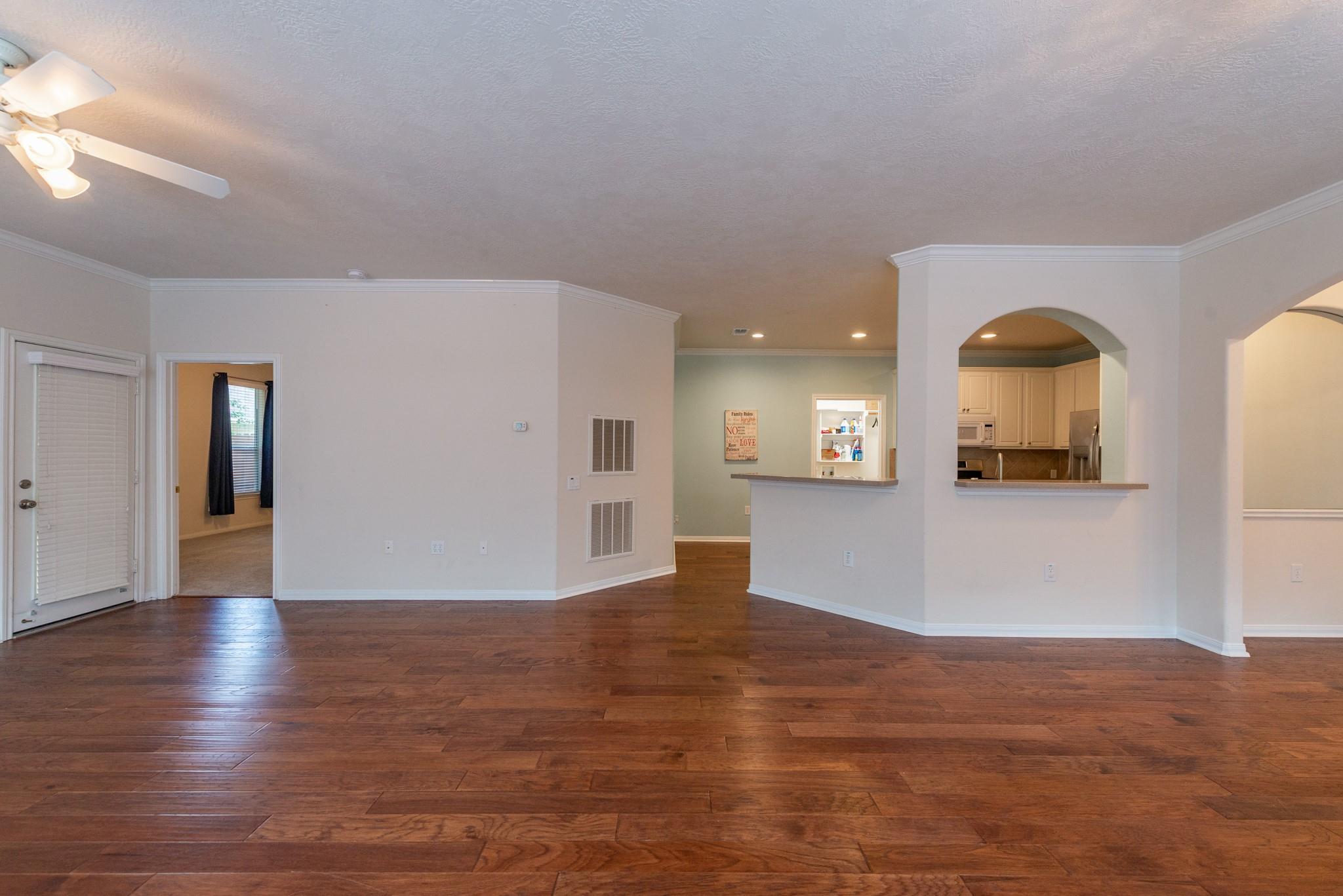 5306 Thorngate Court