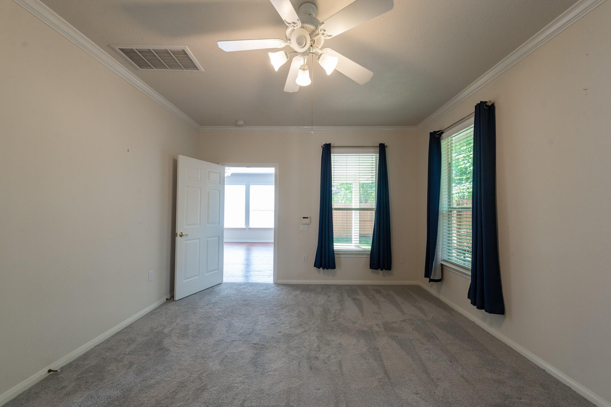 5306 Thorngate Court