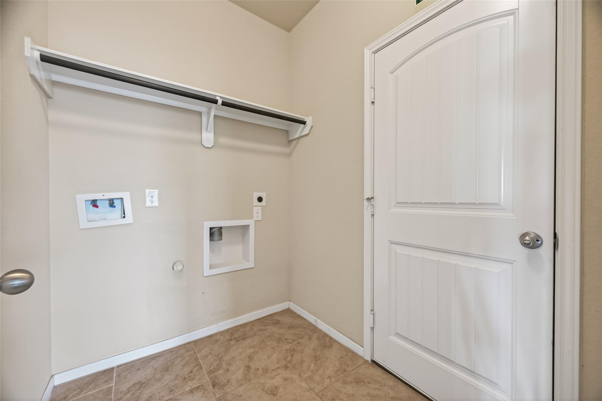 3703 Daintree Park Drive