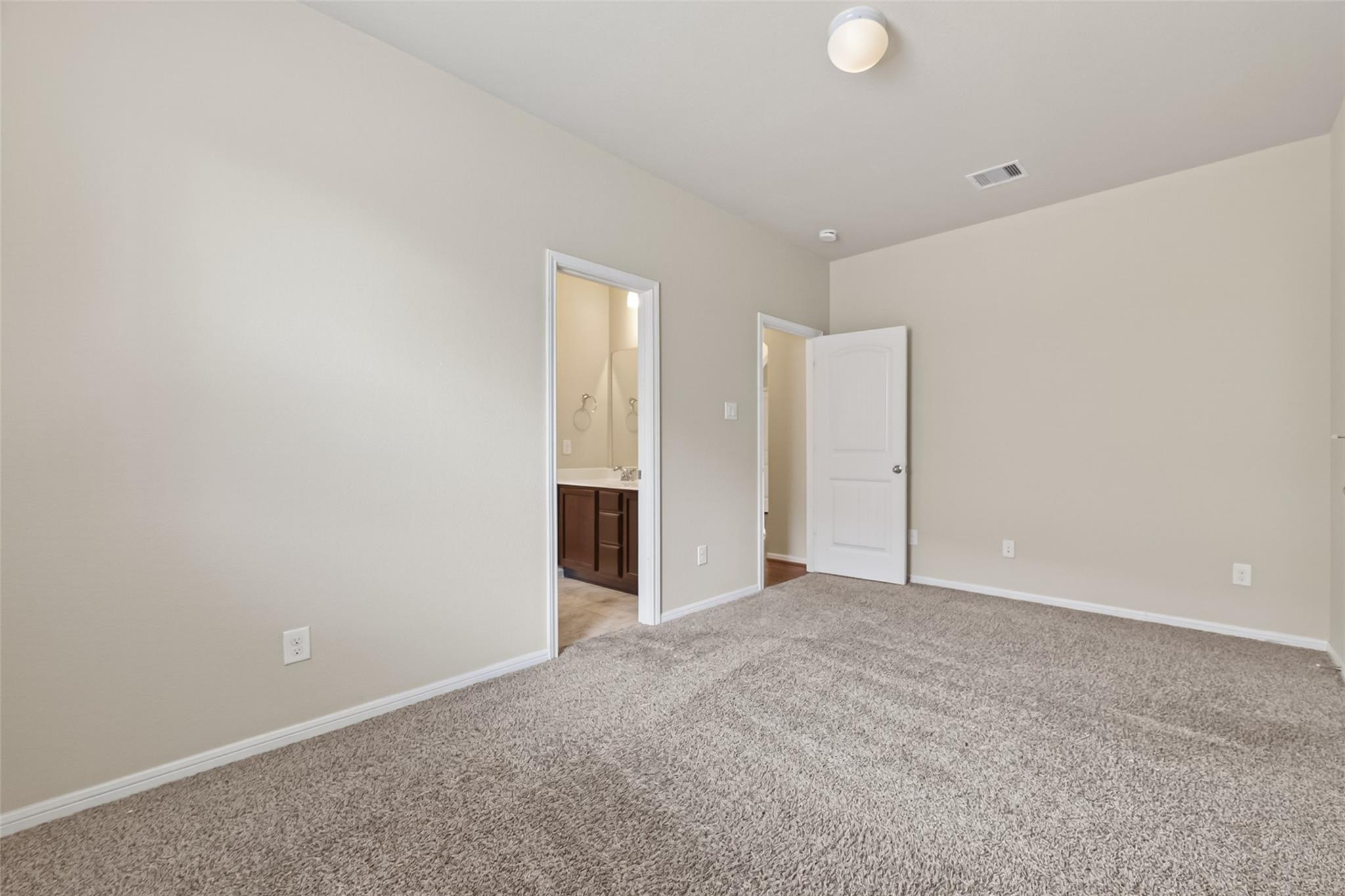 3703 Daintree Park Drive