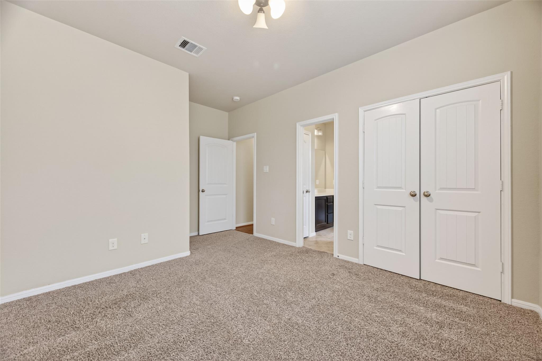 3703 Daintree Park Drive