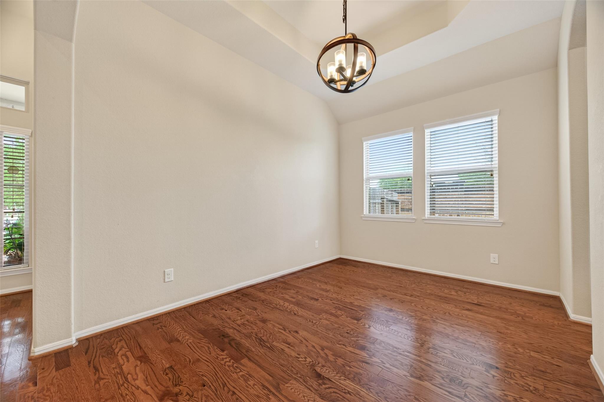 3703 Daintree Park Drive