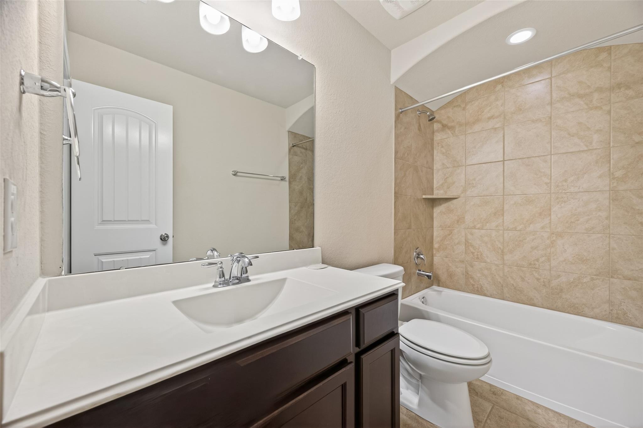 3703 Daintree Park Drive