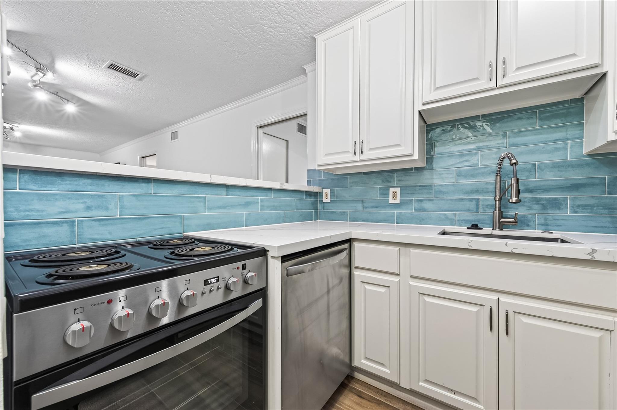 1418 Vermont Street # 2
