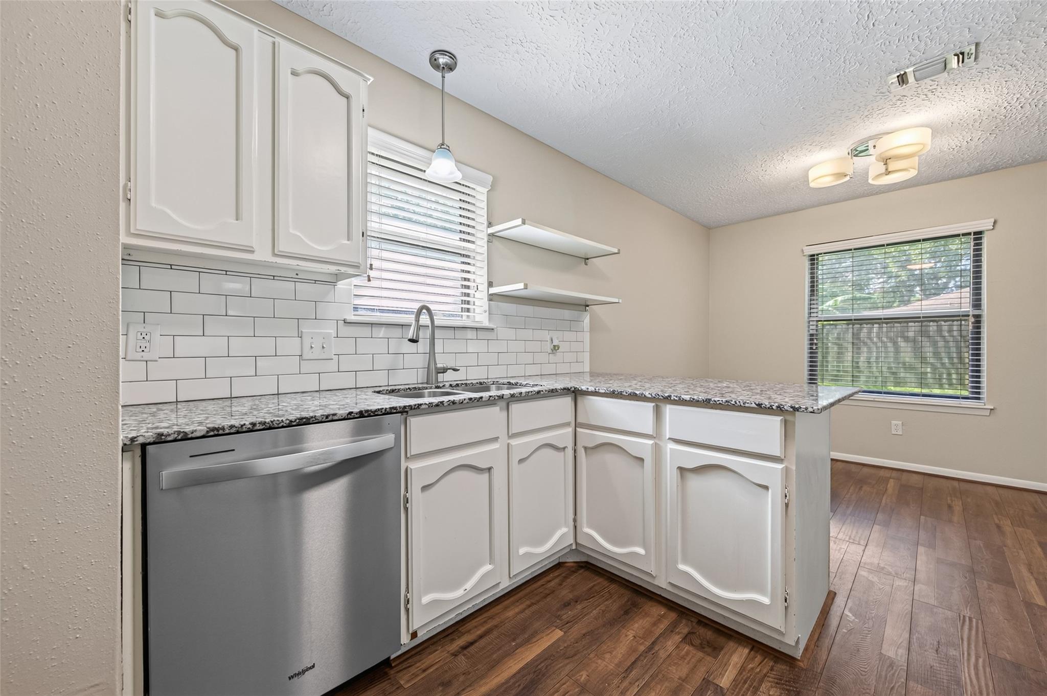 5346 King Richard Drive