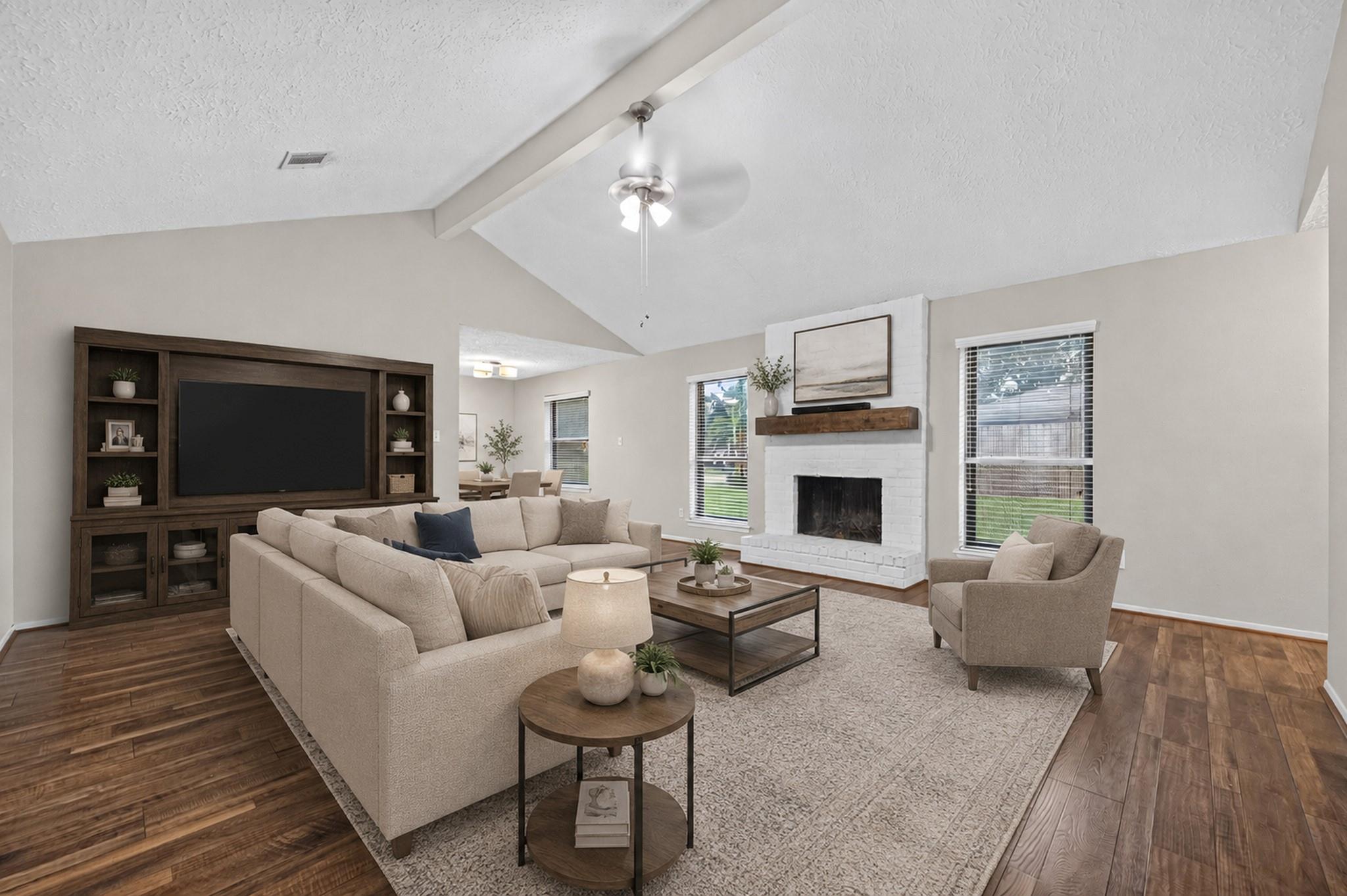 5346 King Richard Drive