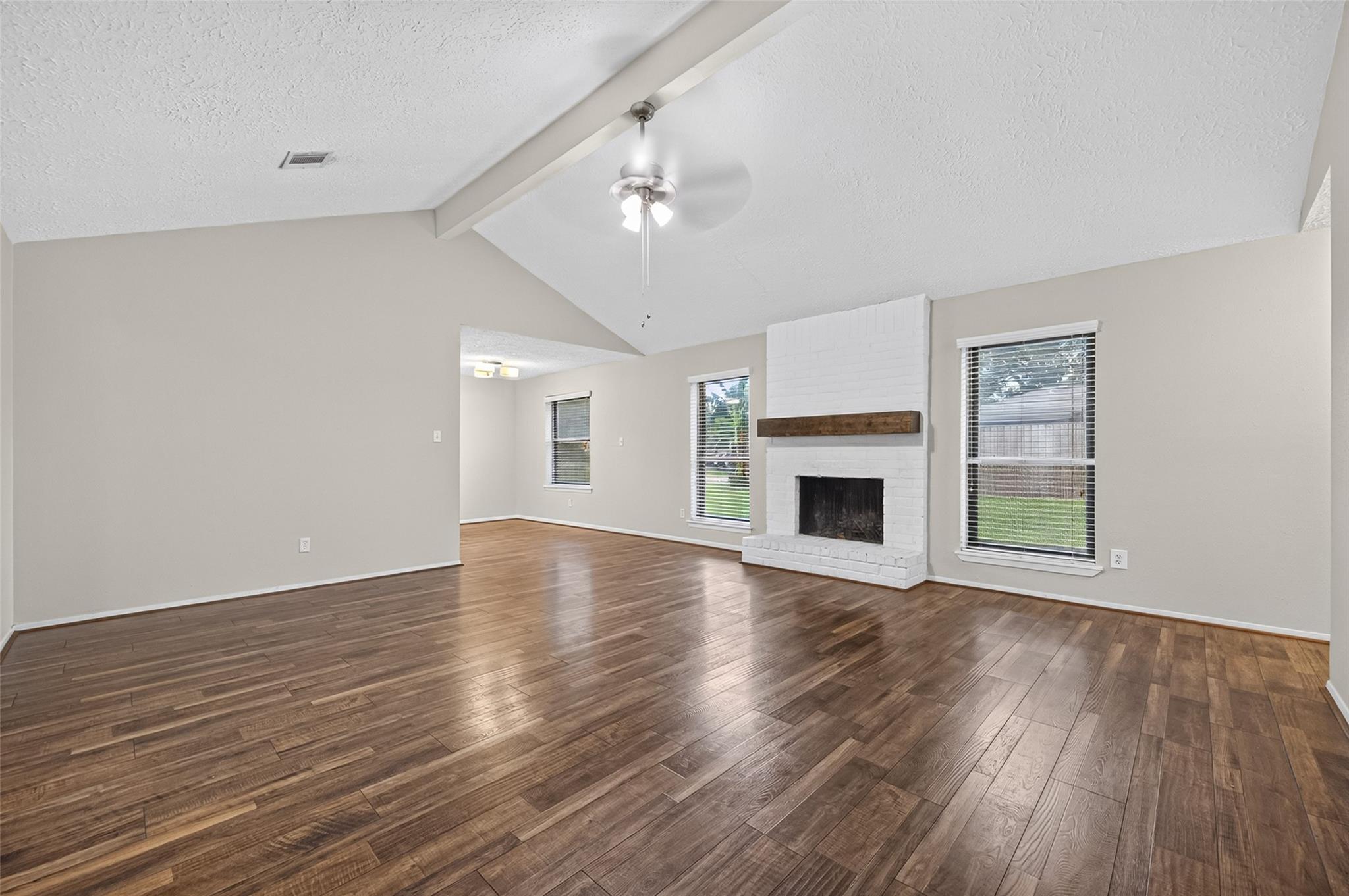 5346 King Richard Drive