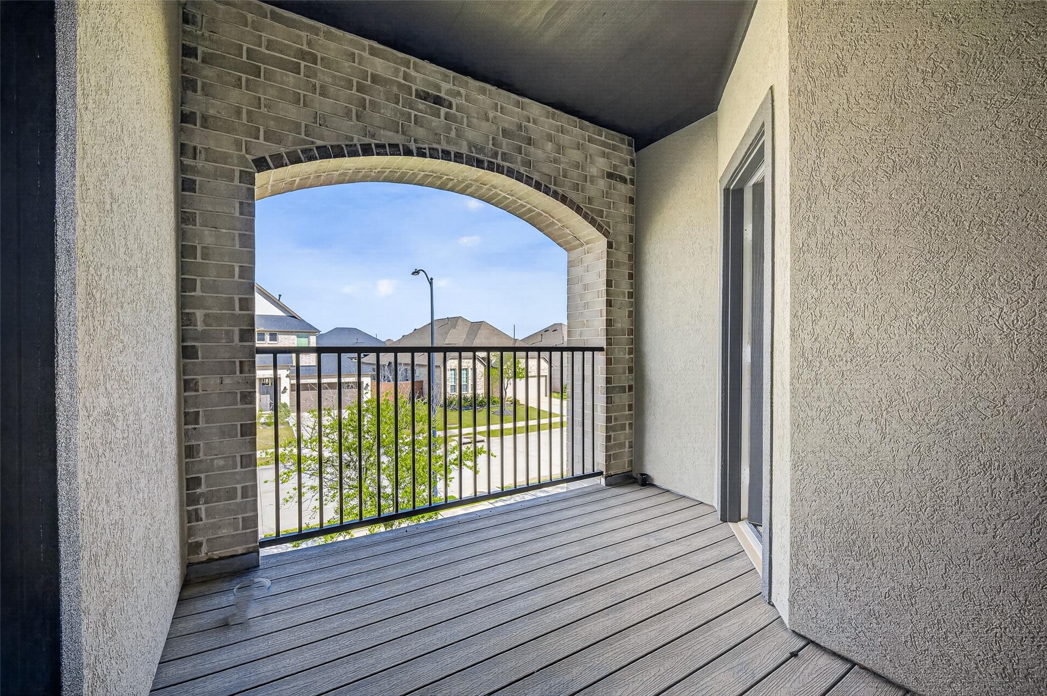 7219 Bayberry Crescent Lane