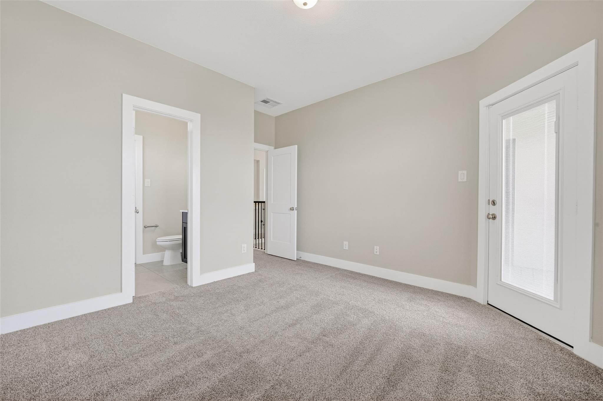 7219 Bayberry Crescent Lane