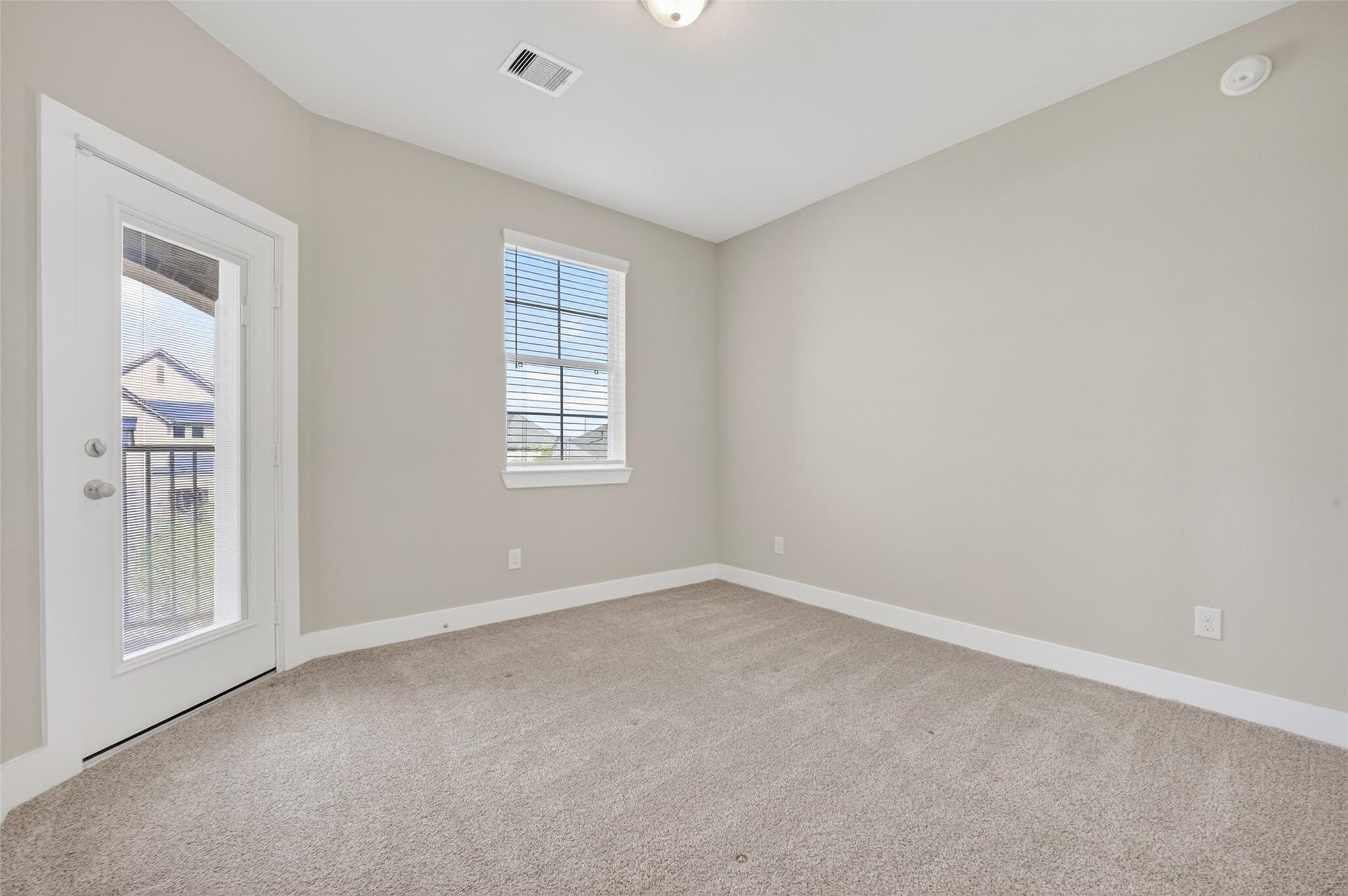 7219 Bayberry Crescent Lane