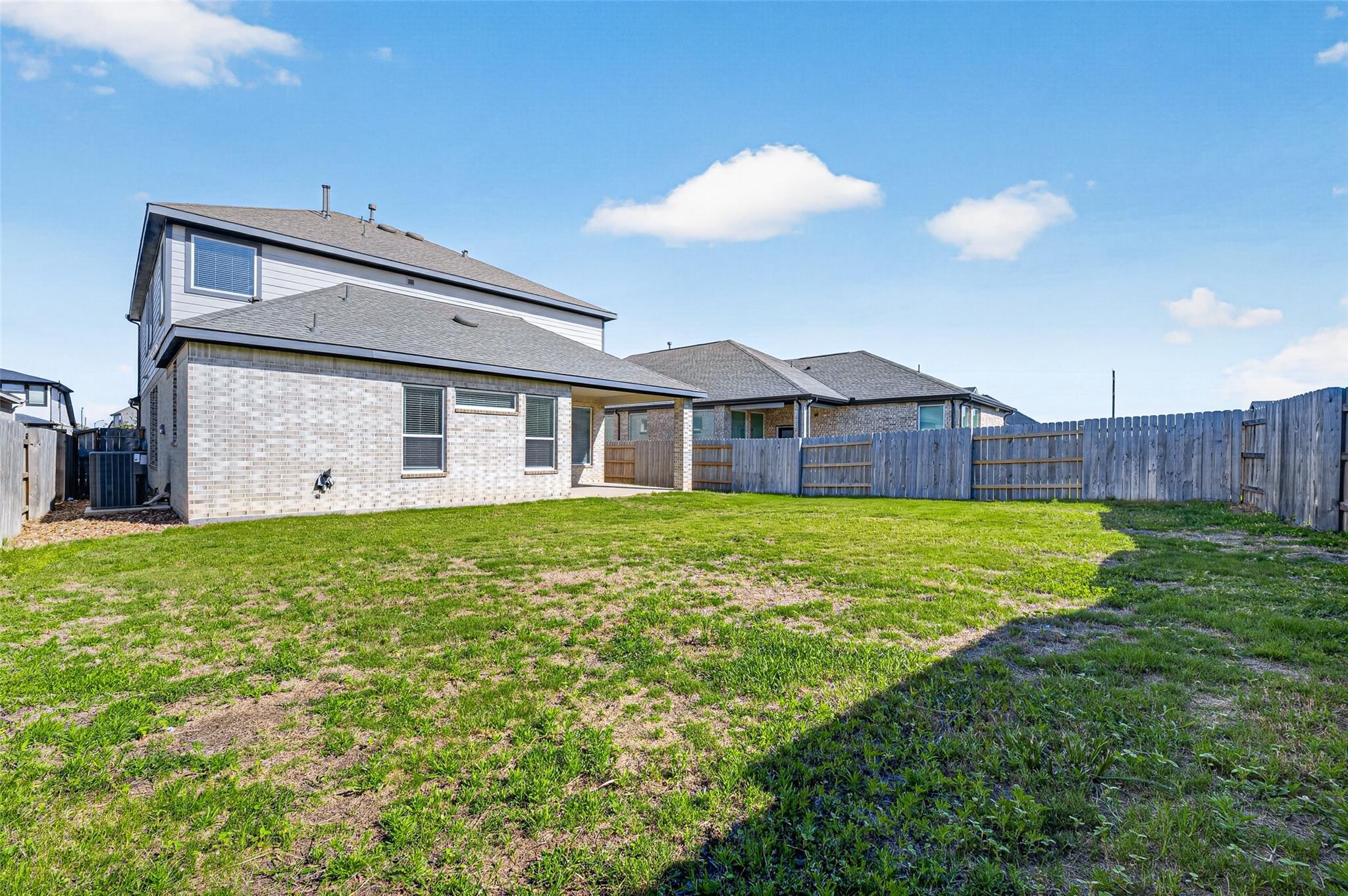 7219 Bayberry Crescent Lane