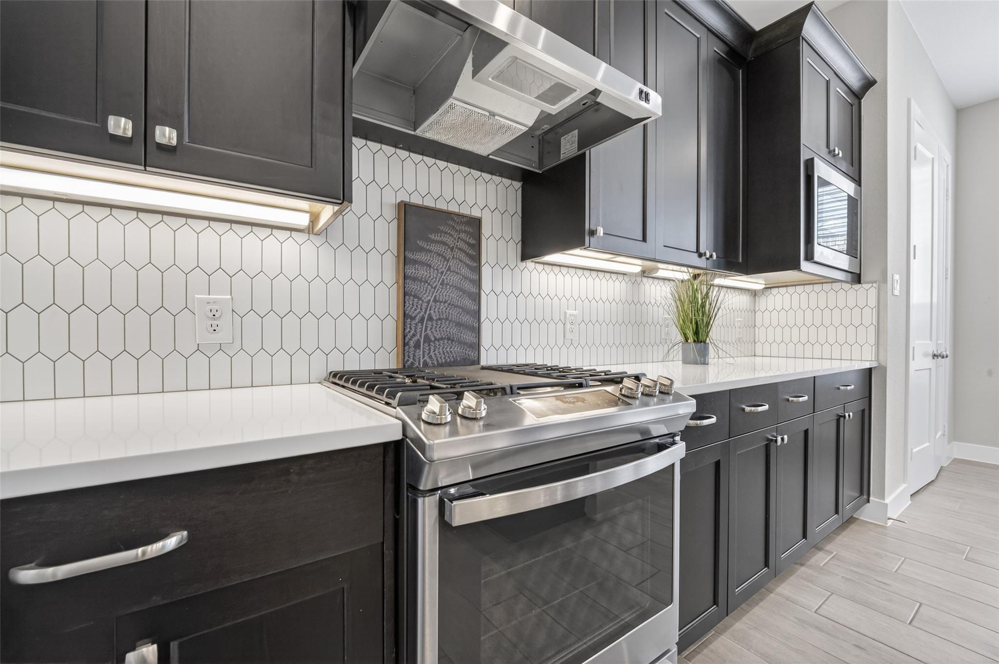 7219 Bayberry Crescent Lane